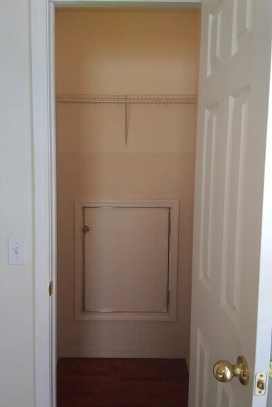 Master Bedroom Small Closet - 1355 E Norton Rd