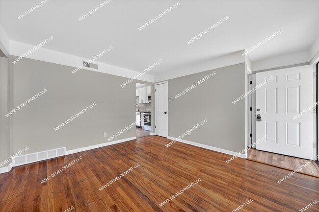 Building Photo - 24273 Lauren Ave