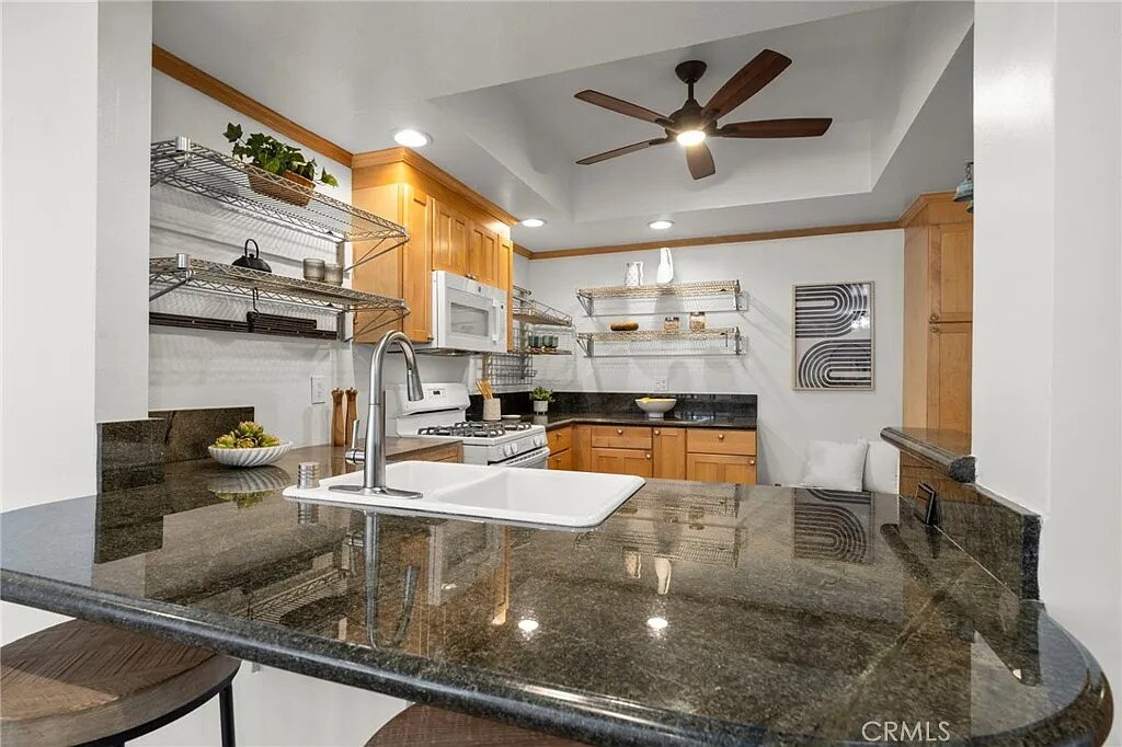 Building Photo - 8180 Manitoba St