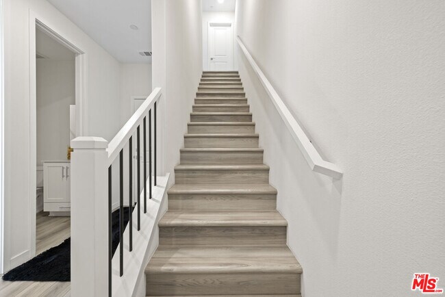 Building Photo - 27109 Vly Oak Pl