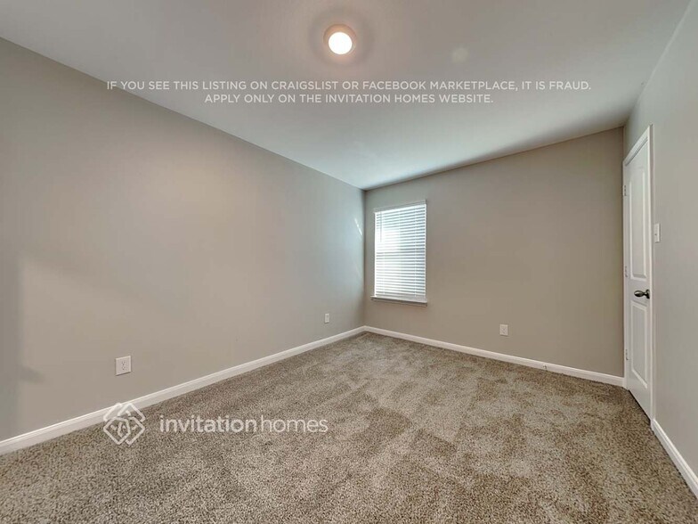 Building Photo - 3127 Angus Dr