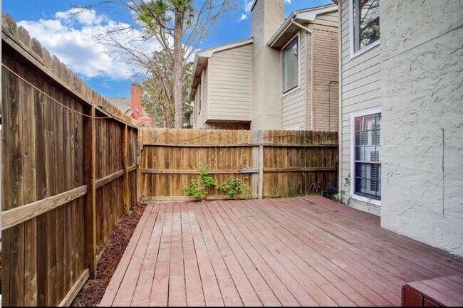 Building Photo - 2220 Bering Dr