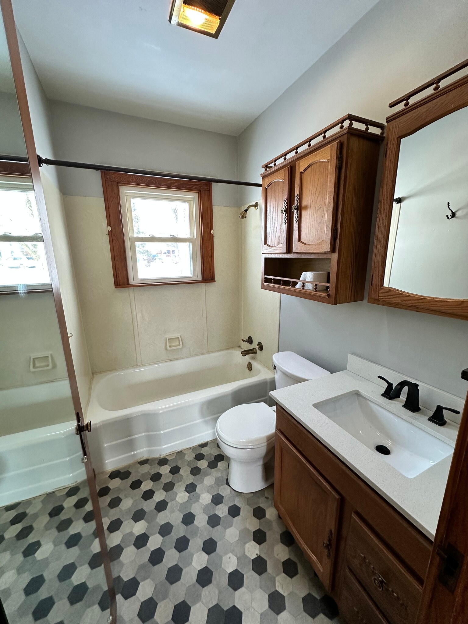 Building Photo - 1104 S Michigan St