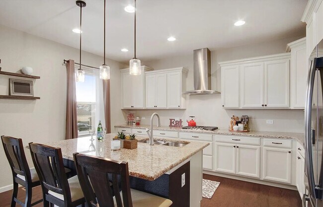 Building Photo - 912 McMurdo Cir