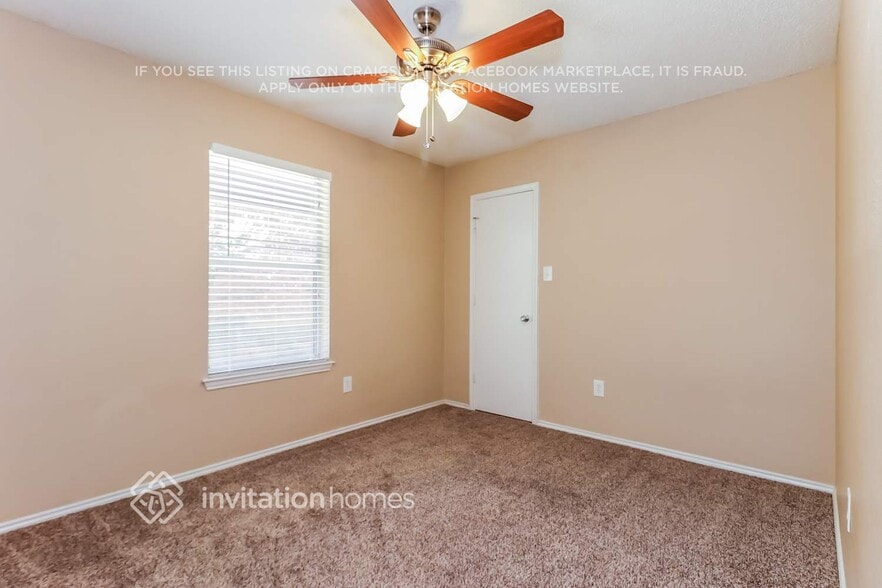 Building Photo - 1216 Hidden Creek Dr