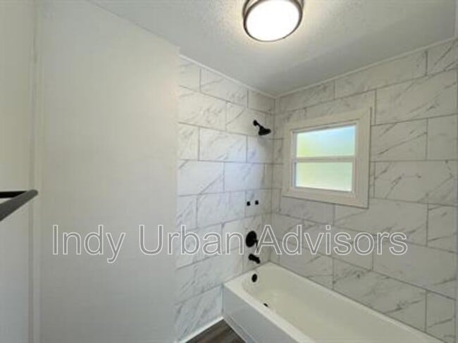 Building Photo - 1525 N Olney St