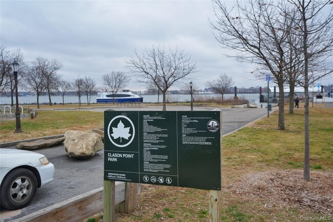 Building Photo - 102 Cove Ct