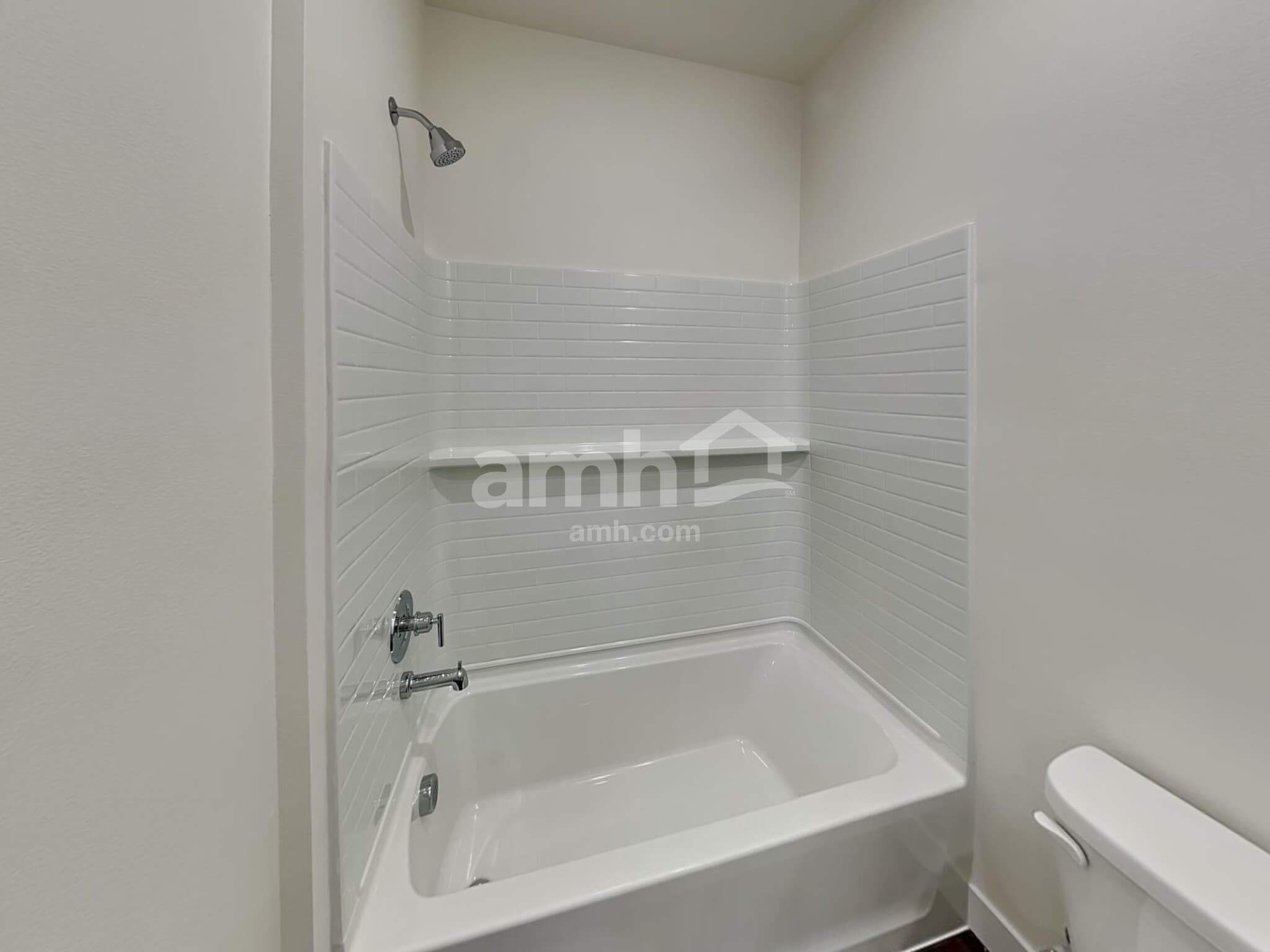 Building Photo - 8405 48th Pl NE