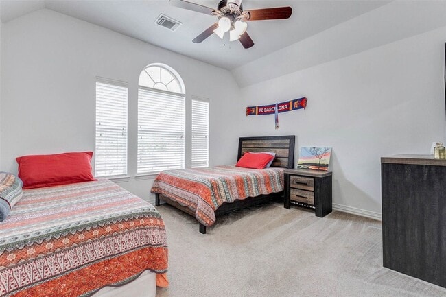 Building Photo - 26511 Cresent Cove Ln