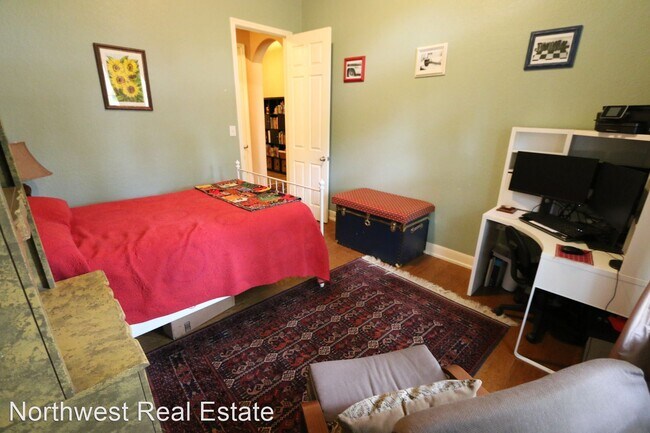 Building Photo - 4 br, 2.5 bath House - 11206 Burnt Sienna