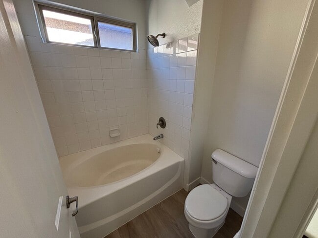 Building Photo - Beautiful 4/Bed/3Bath/2Car Two-Story Home with Loft and Office in Providence!