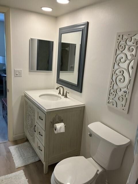 Building Photo - 801 NE 18th Ct