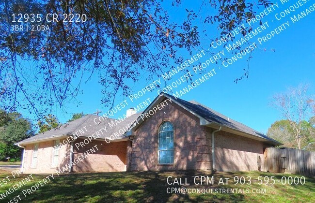 Building Photo - Beautiful 3 Bedroom, 2 Bath Home in Whiteh...