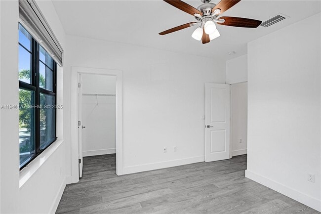 Building Photo - 4518 E Aqua Bella Ln