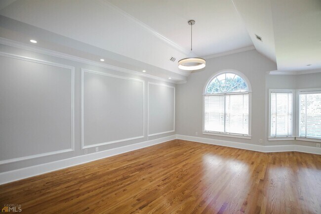 Building Photo - 1660 Briergate Dr