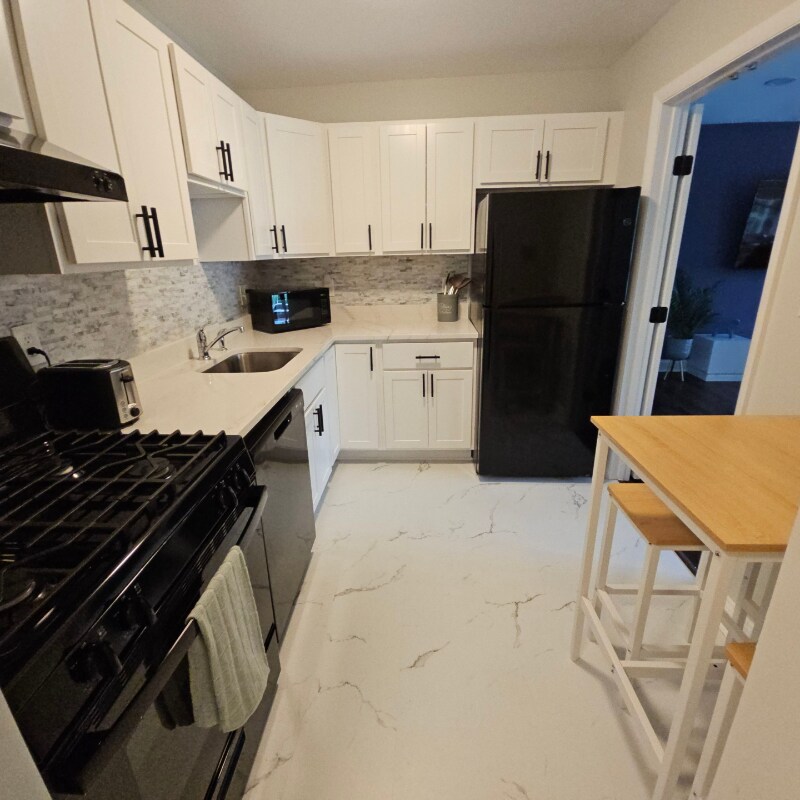 Building Photo - 10850 Green Mountain Cir