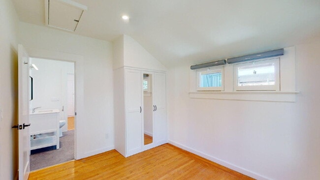 Building Photo - Elegant & Updated 2BR / 1BA Apartment with Beautiful City Views — Corona Heights