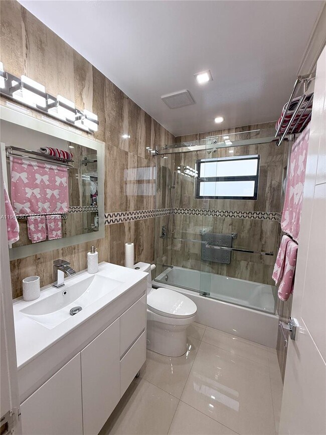 Building Photo - 14911 SW 88th Terrace