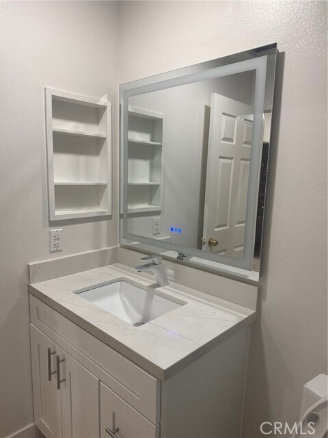 Building Photo - 38 N Bonnie Ave