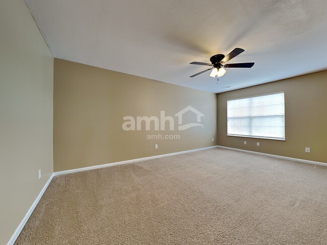 Building Photo - 3335 Branch Hill Ln