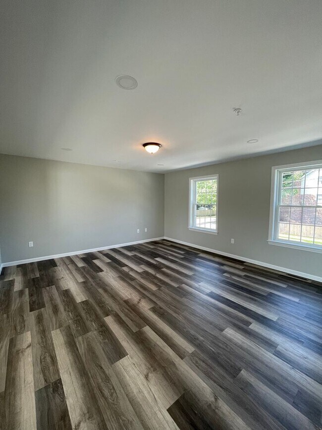 Building Photo - 251 McCaskey Avenue