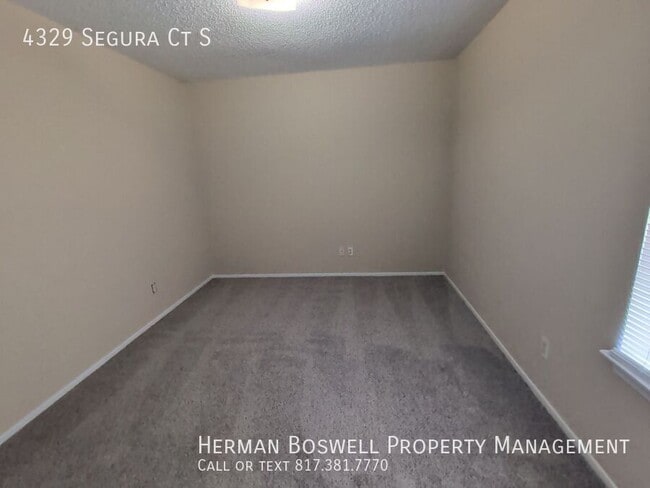 Building Photo - 4329 Segura Ct S