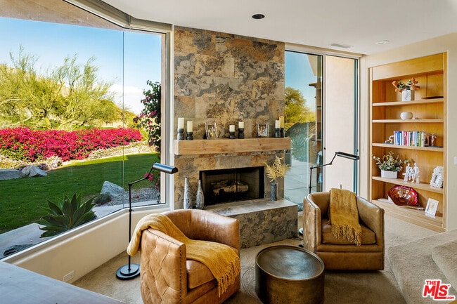 Building Photo - 136 Netas Dr