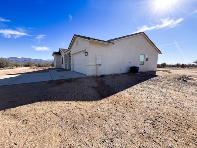 Building Photo - 4Bed/2Bath House in Rio Verde! $199 MOVE-I...