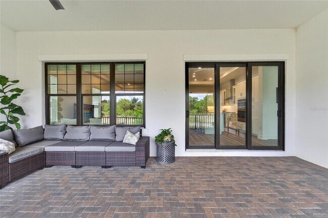 Building Photo - 1071 Seagrape Dr