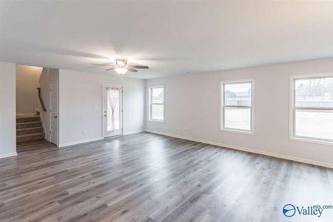 Building Photo - 276 Fenrose Dr