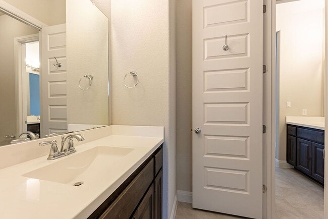 Building Photo - Find your Georgetown Dream at this Beautiful 3-Bedroom 2.5-Bathroom House!!!!