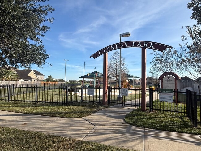 Building Photo - 15303 Paxton Landing Ln