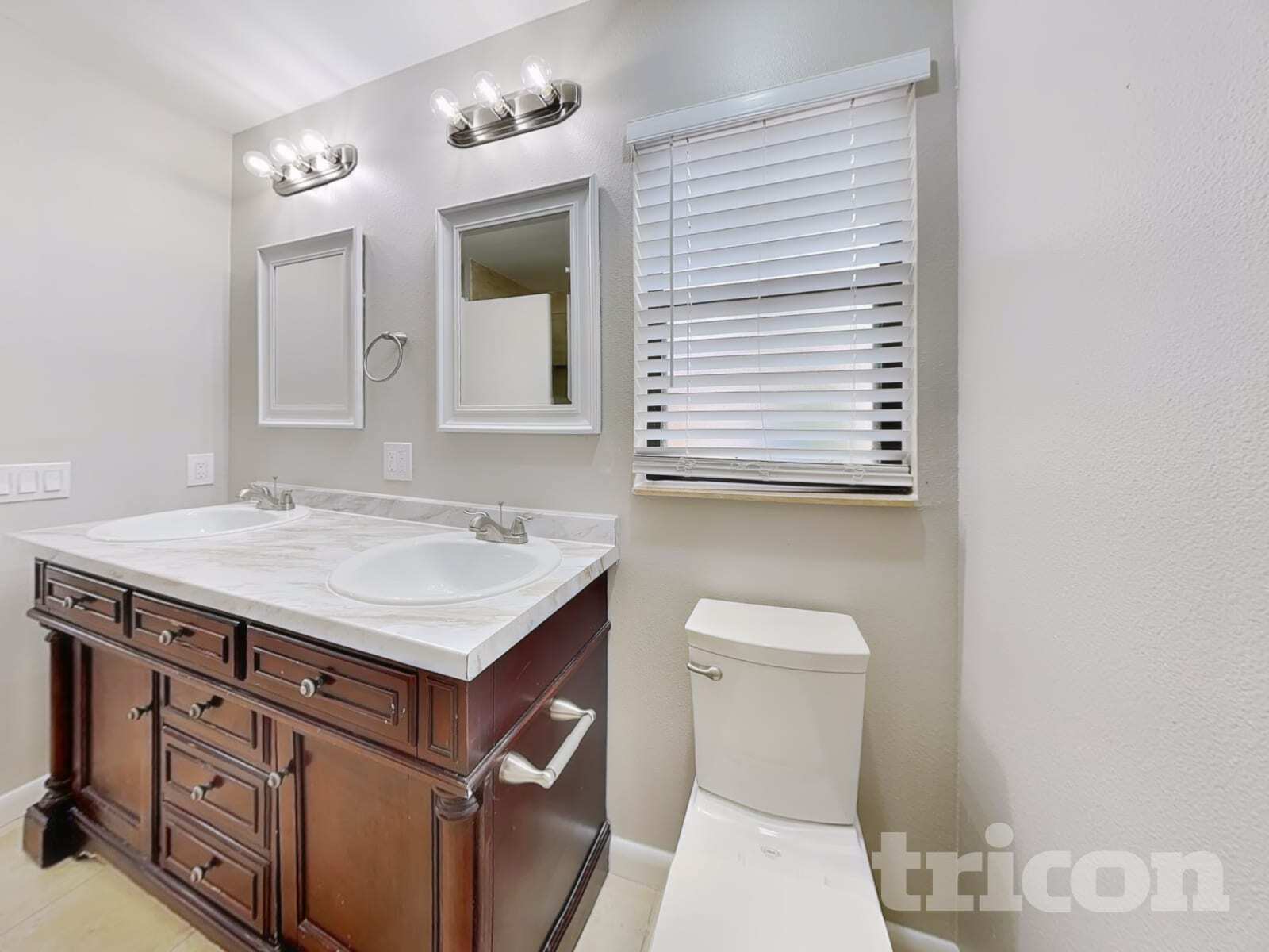 Building Photo - 4387 Pasadena Cir