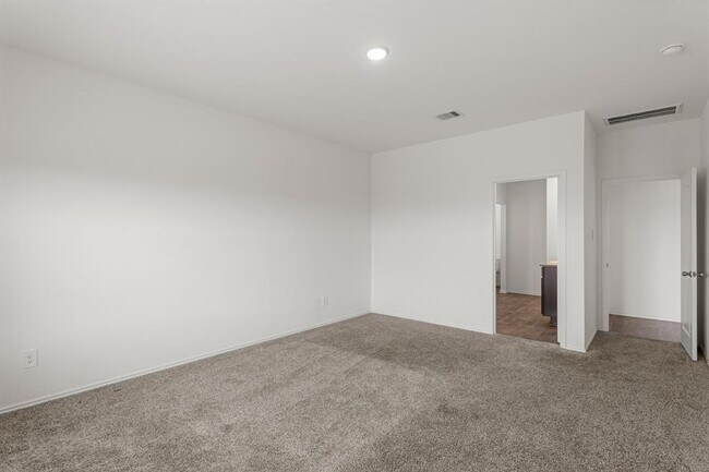 Building Photo - 5323 Cherry Tallow Trl