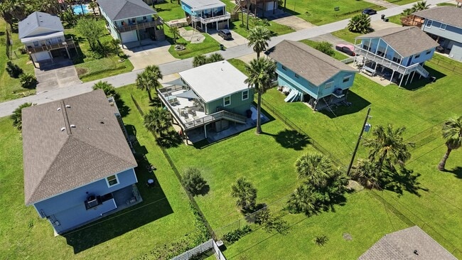 Building Photo - 4031 Panola Dr