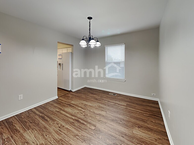 Building Photo - 13804 W Jonesport Ct