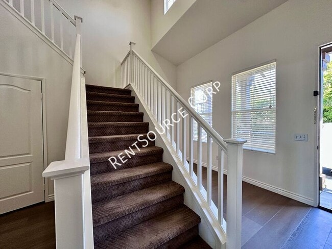 Building Photo - 28132 Castillo Ln