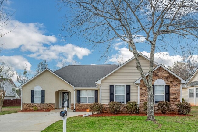 Building Photo - Coming Soon.. Prelease Now! Gorgeous 3bedroom 2bath ranch home for lease in McDonough!