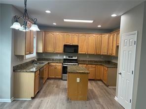 Building Photo - 365 Vinings Vintage Cir SE