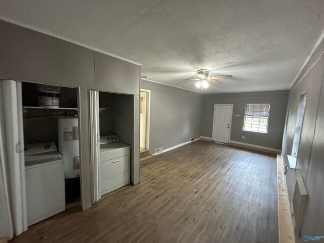 Building Photo - 613 Dawson Terrace NW