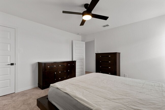 Building Photo - Spacious New-Build in Vibrant Community Move-In Ready!