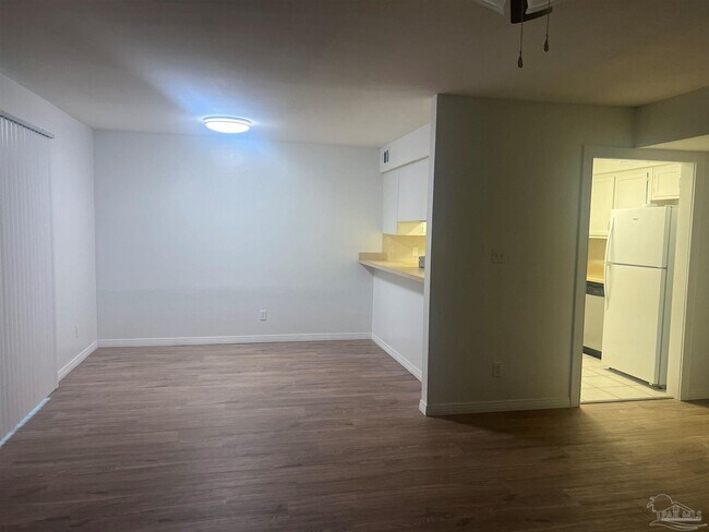Building Photo - 7225 W Fairfield Dr