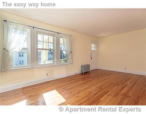 Building Photo - 67 Fairfax St