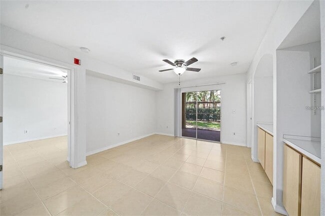 Building Photo - 823 Camargo Way