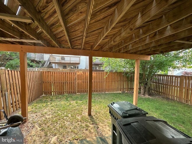 Building Photo - 21787 Oakville Terrace