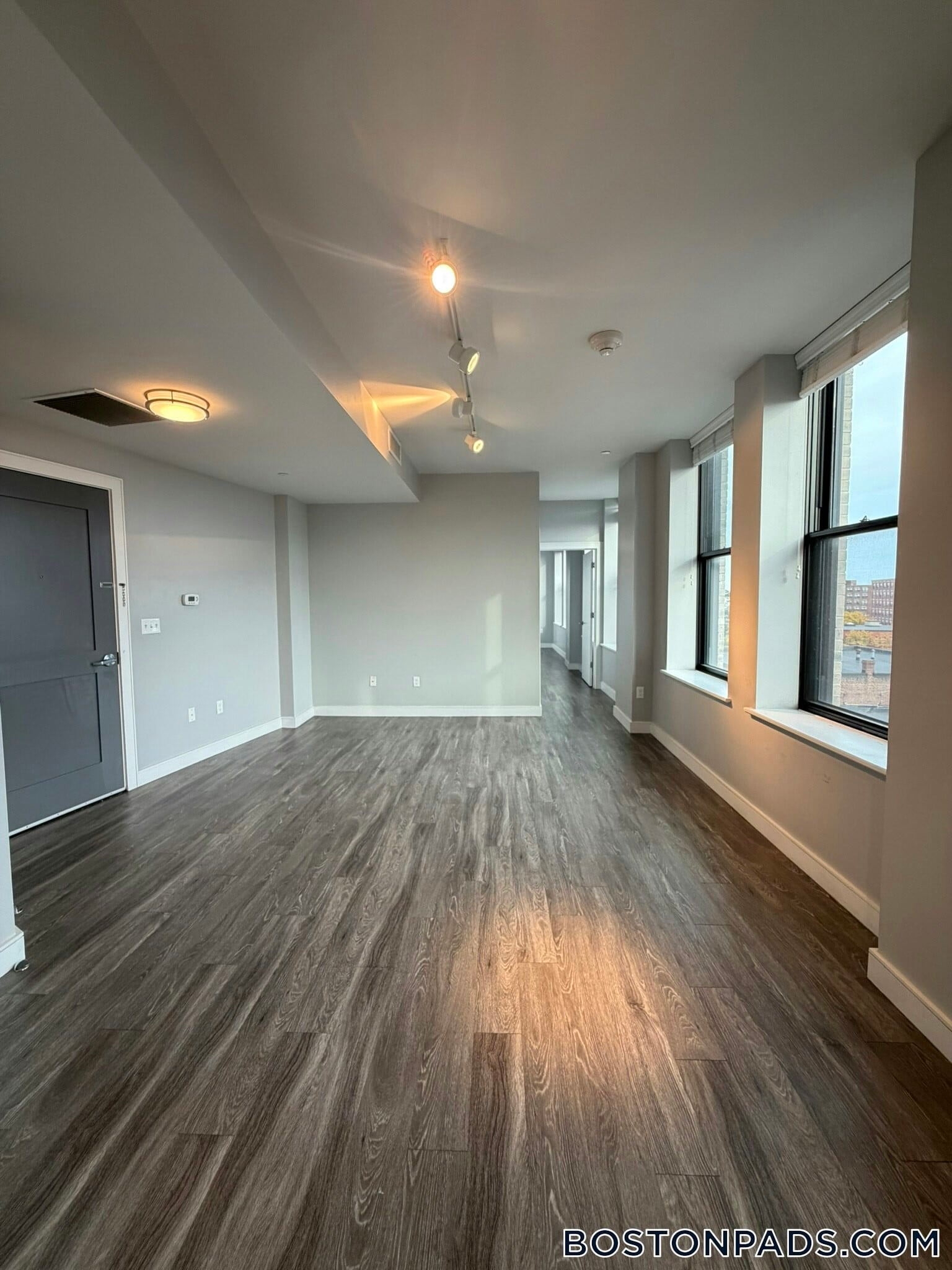 Building Photo - 23 Central Ave