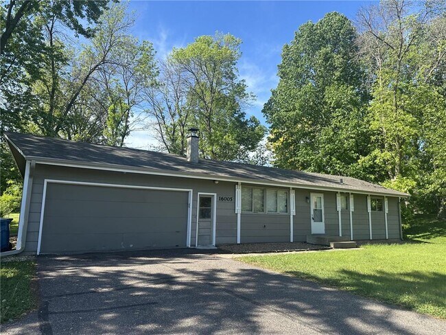Building Photo - 16005 County Rd 6