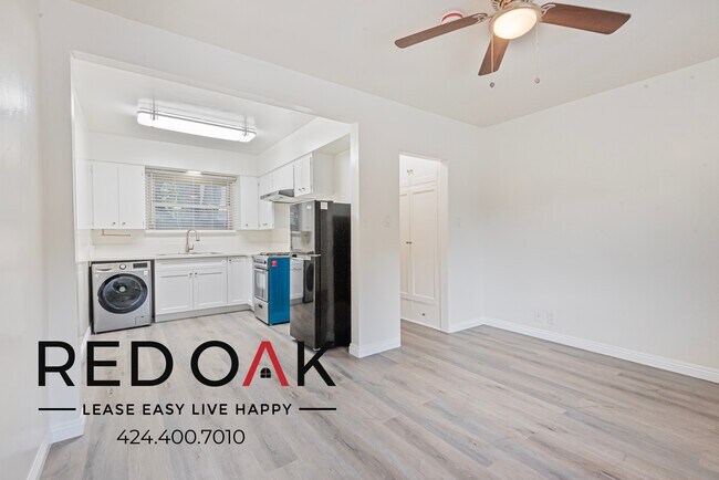 Building Photo - 2437 S Centinela Ave