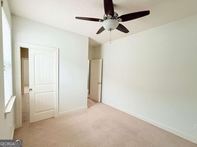 Building Photo - 130 Boatsman Way