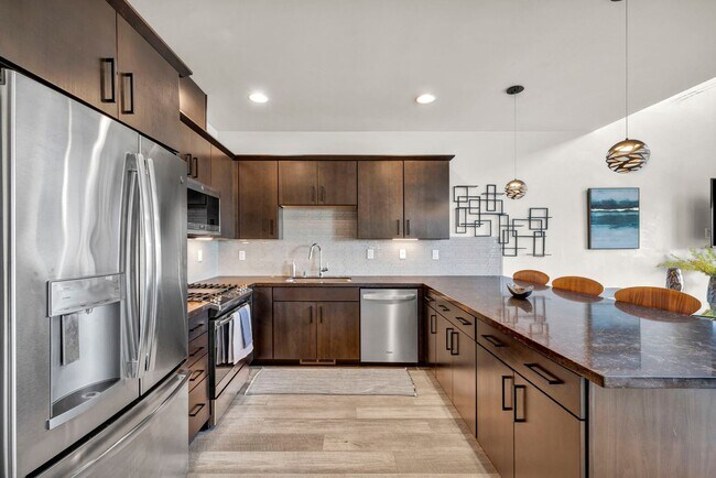 Building Photo - Mid-Town Modern Gem With EV Charger